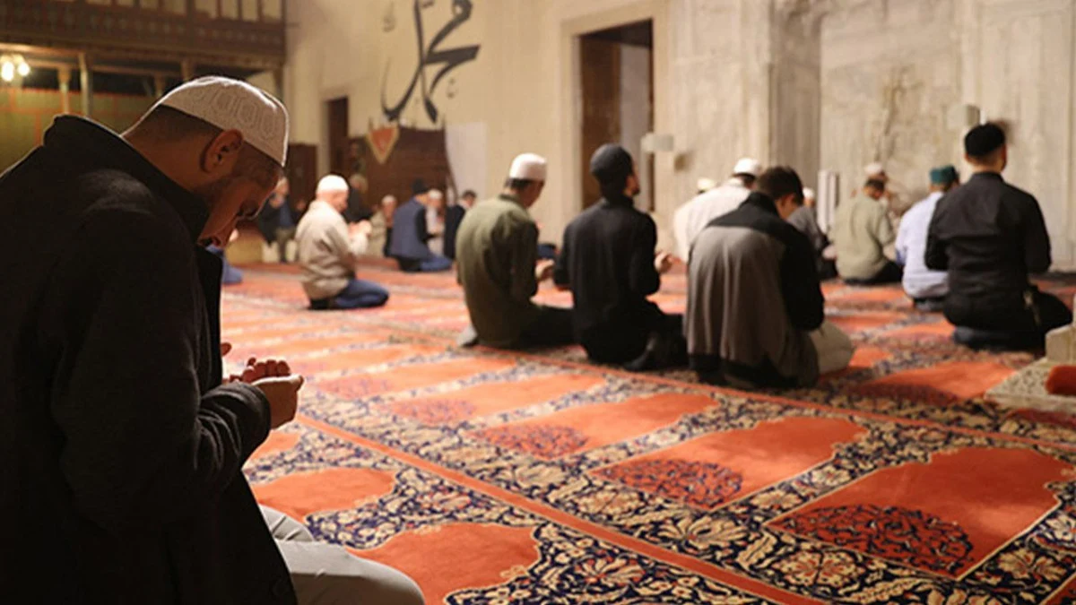 Istanbul Valiliği Cuma Namazı Idari Izin