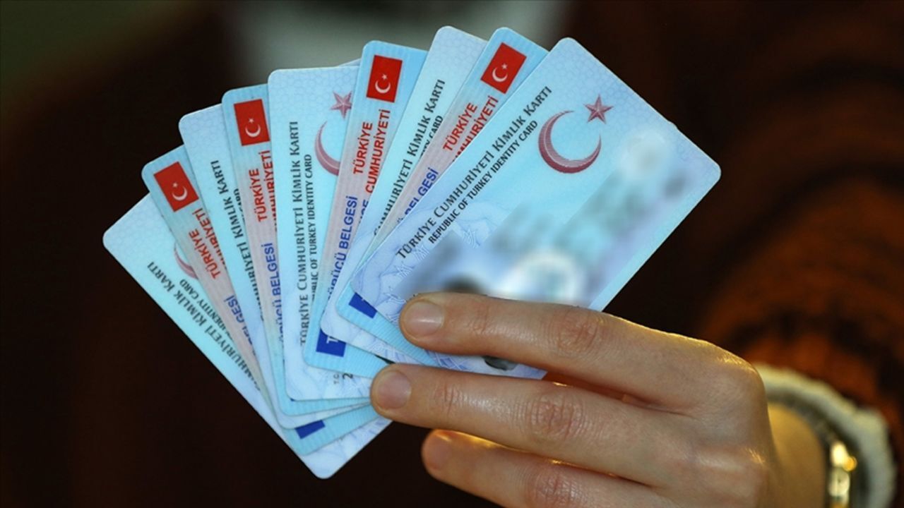 Eski Ehliyeti Olanlar Dikkat Ehliyet Yenilemede Son Tarih Yaklasiyor 17458438369807