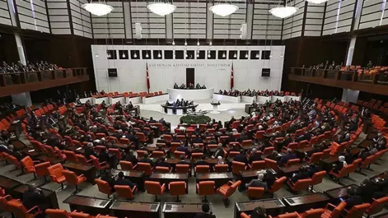 Nevruz Resmi Tatil Oluyor 3