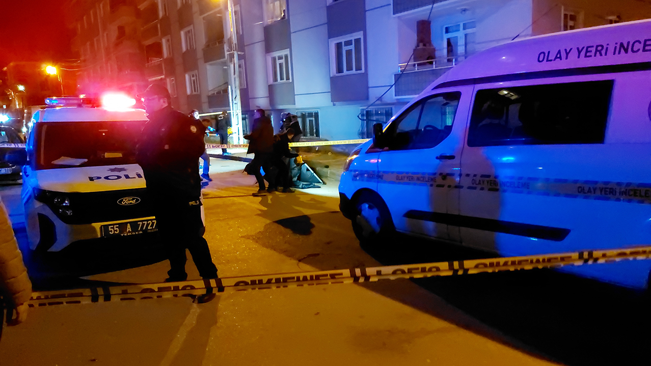 Samsun'da Koca Dehşeti Eşini Sokak Ortasında Öldürdü 4