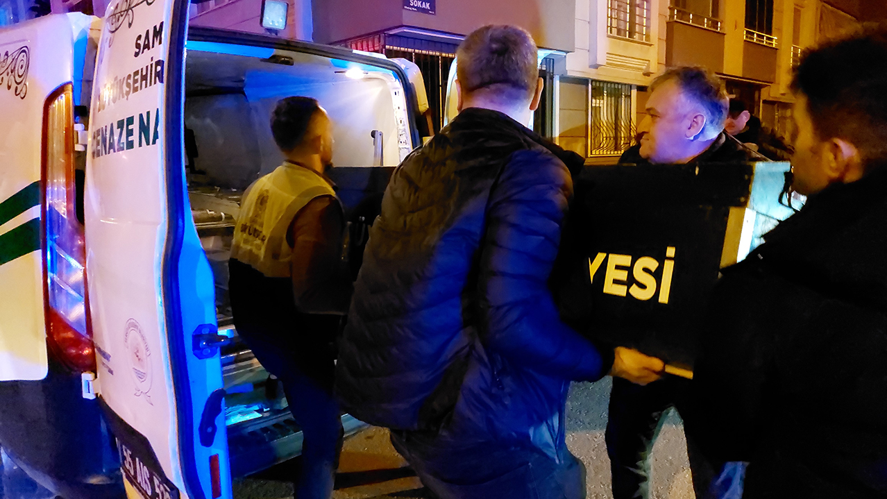 Samsun'da Koca Dehşeti Eşini Sokak Ortasında Öldürdü