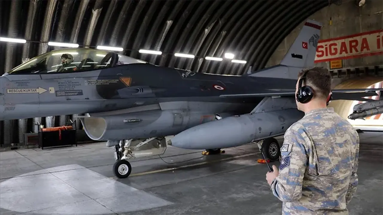 Merzifon 5. Ana Jet Üs Komutanlığı 5