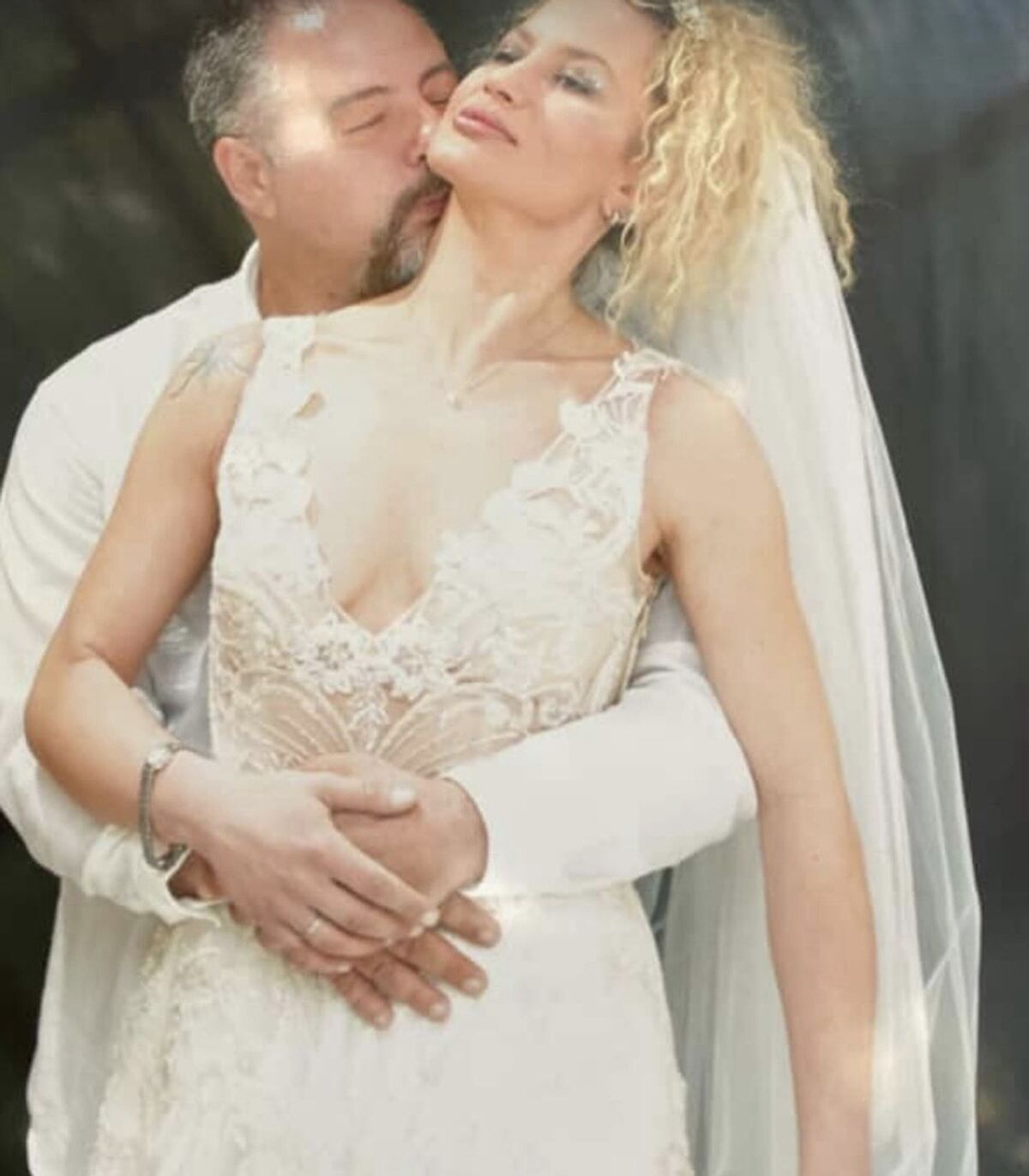 Yıldız Asyalı Evlendi