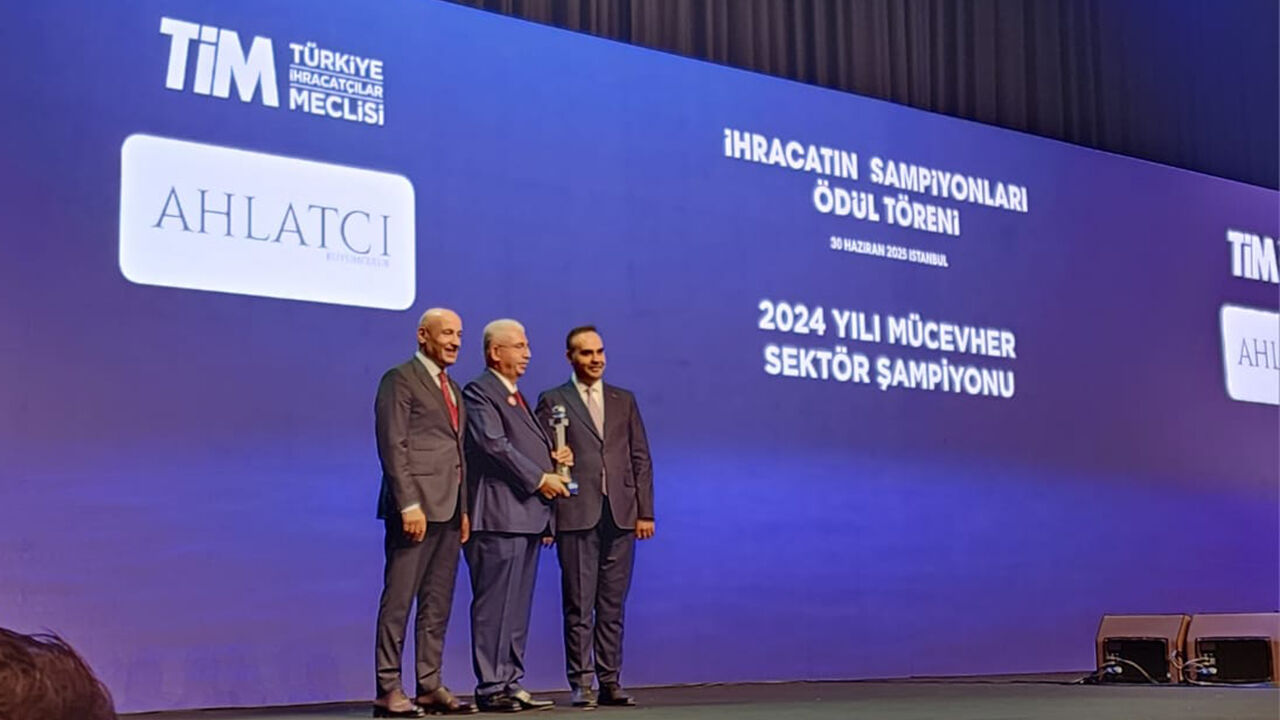 Ahlatcı Holding, Mücevher Ihracatında Türkiye Şampiyonu Oldu 4