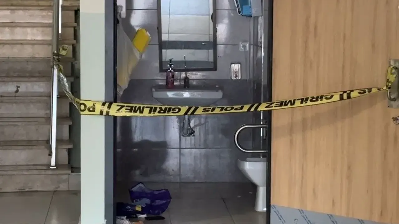 İstanbul’da Lisede Silahlı Öğretmen Dehşeti 6 Öğrenci Sınıfa Kilitlendi 3