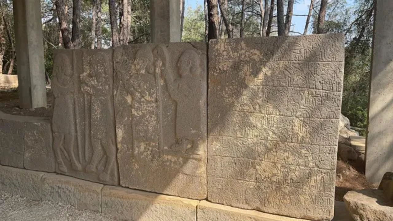 Karatepe Yazıtları’nda Milyon Dolarlık Sırlar Anadolu’nun Kalbinde Saklı Şifreler 4