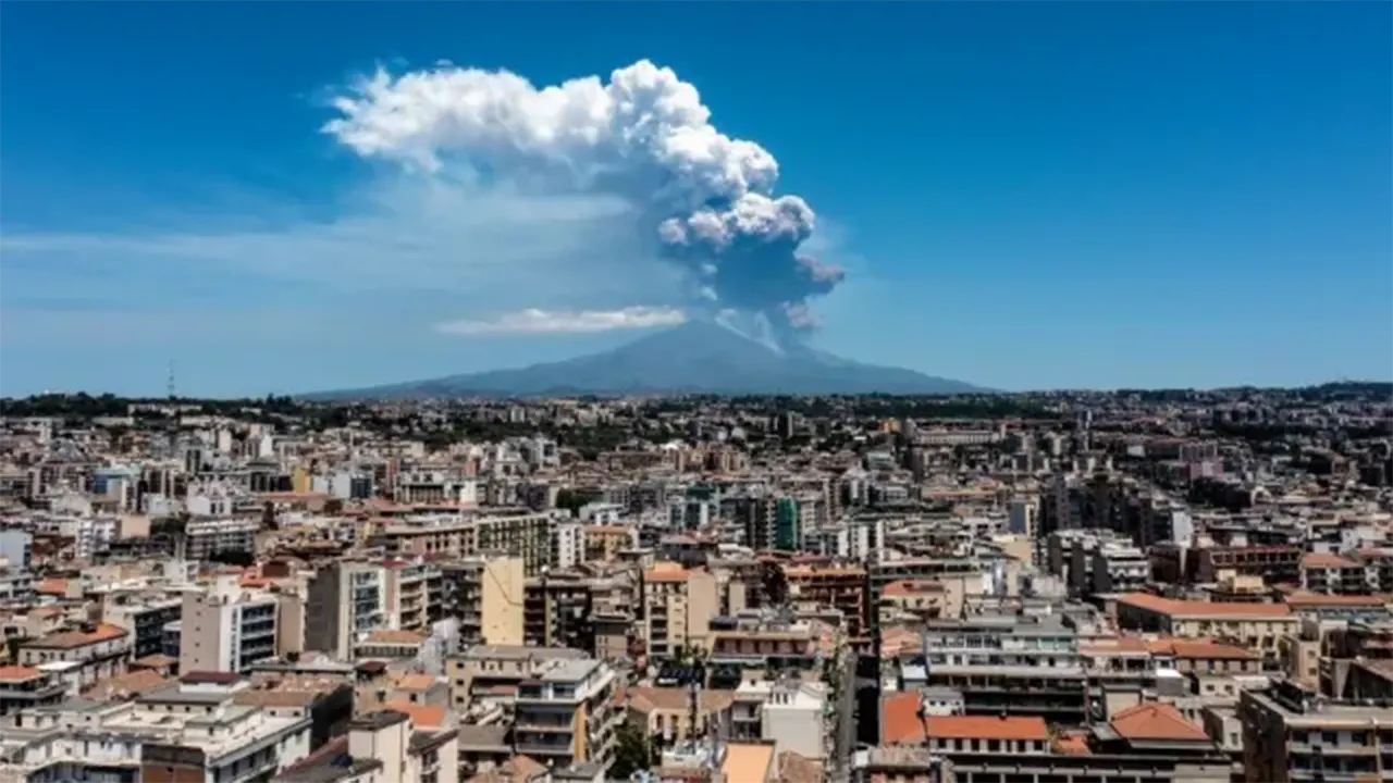 Sicilya Daki Etna Yanardagi 2
