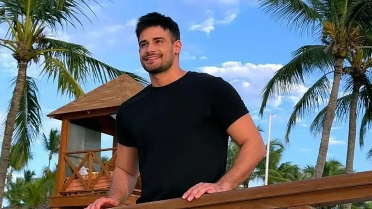 Survivor Finalisti Batuhan Karacakaya, Sevgilisi Sinem Akar’la Hasret Giderdi 2