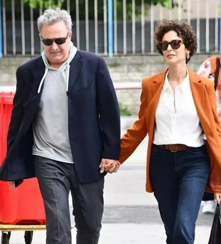 Arzum Onan, Yeni Sevgilisi Orkan Özkan Ile Bodrum'da El Ele Görüntülendi 2