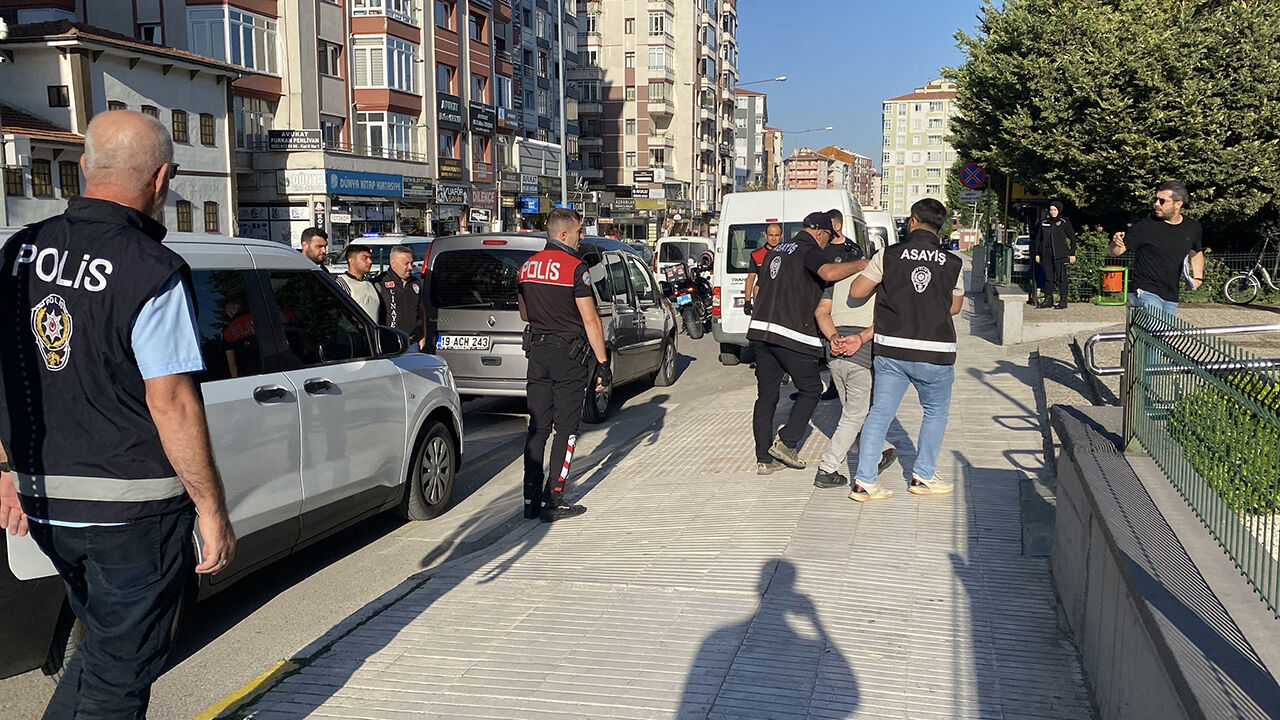 Corum Pazaryeri Catisma Supheliler Adliyede 20251