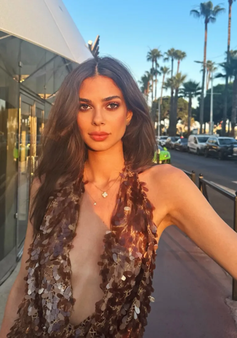 Defne Samyeli Ve Kızları 2