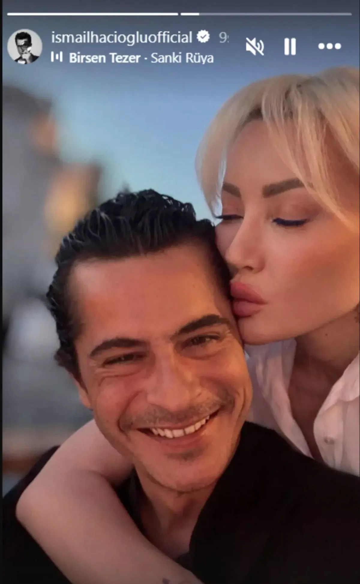 Eski Eşler Sosyal Medyada Barıştı İsmail Hacıoğlu Ve Duygu Kumarki’ye Yoğun Ilgi