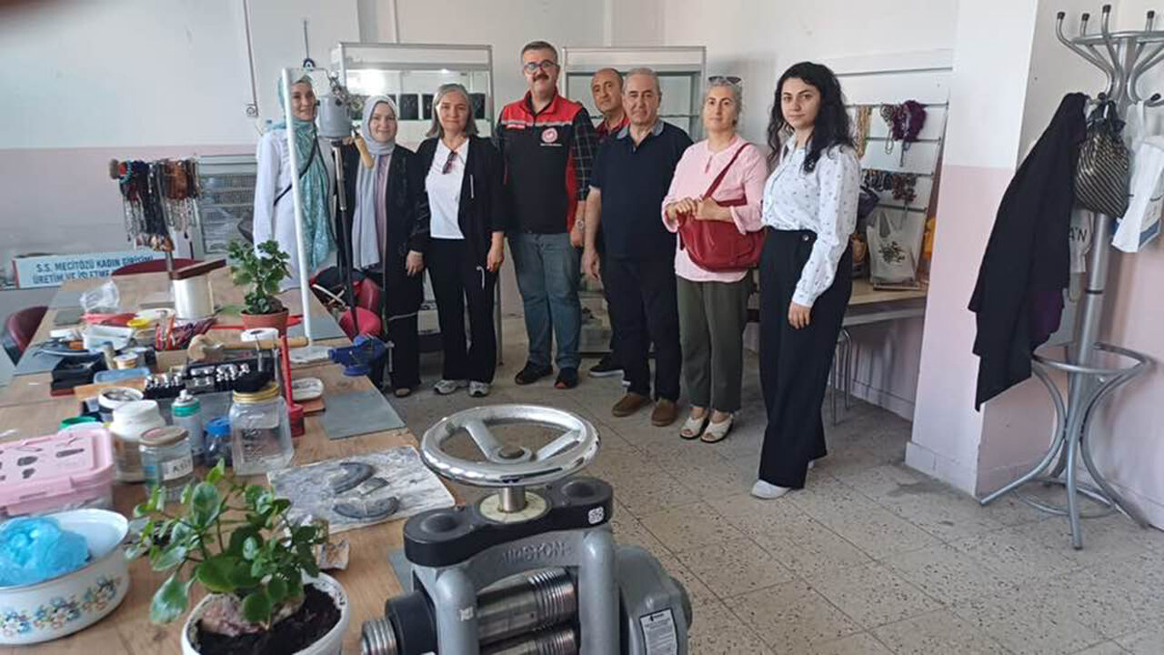 Mecitozukadınemegi (1)