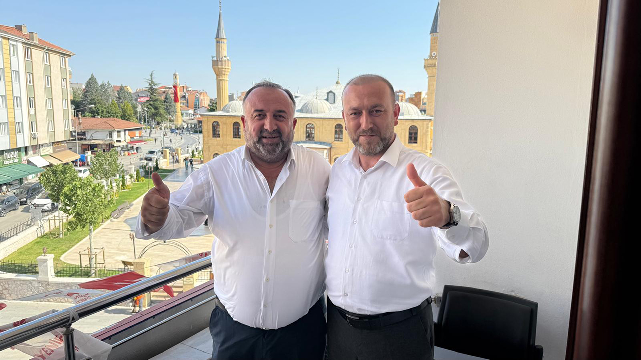 Saadetpartisi (1)