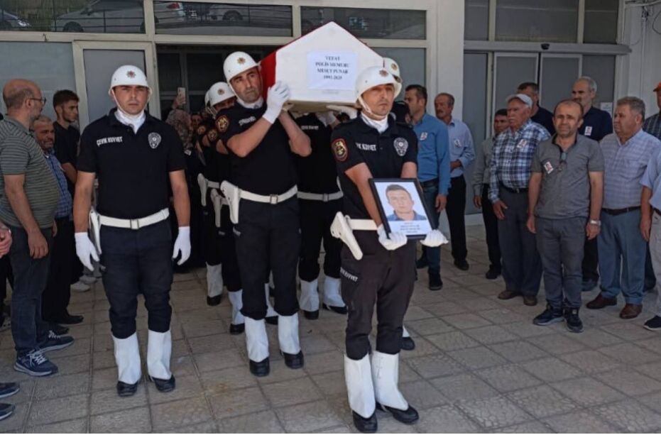Çorum’da Polis Memuru Mesut Punar Son Yolculuğuna Uğurlandı 3