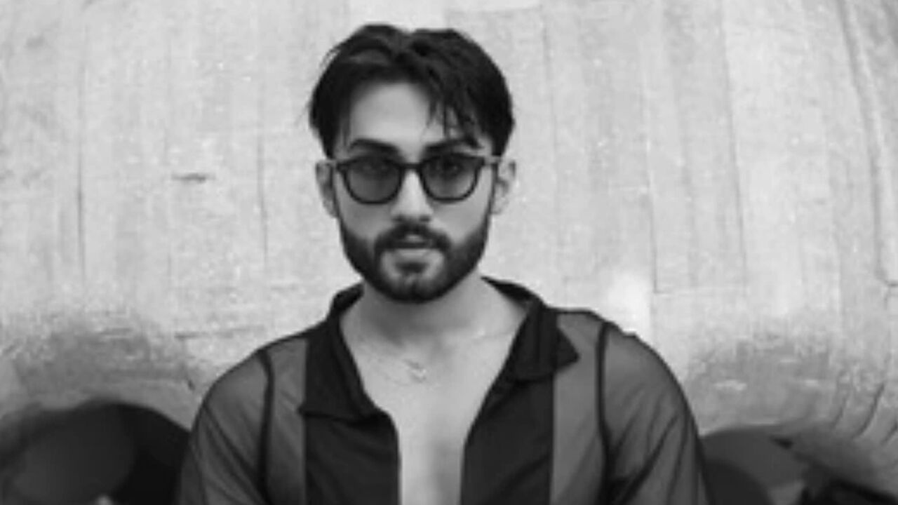 Mert Saric1