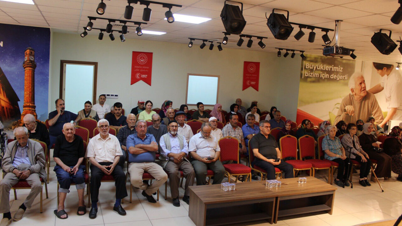 Yaslılarilahi (4)