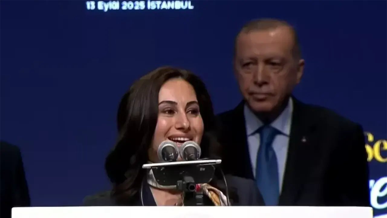 Cumhurbaşkanı Erdoğan AK Parti’nin 24. yıl programında yeni katılımları açıkladı