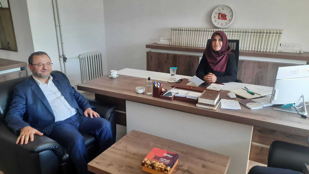 Dinhizmetleriziyaret (4)