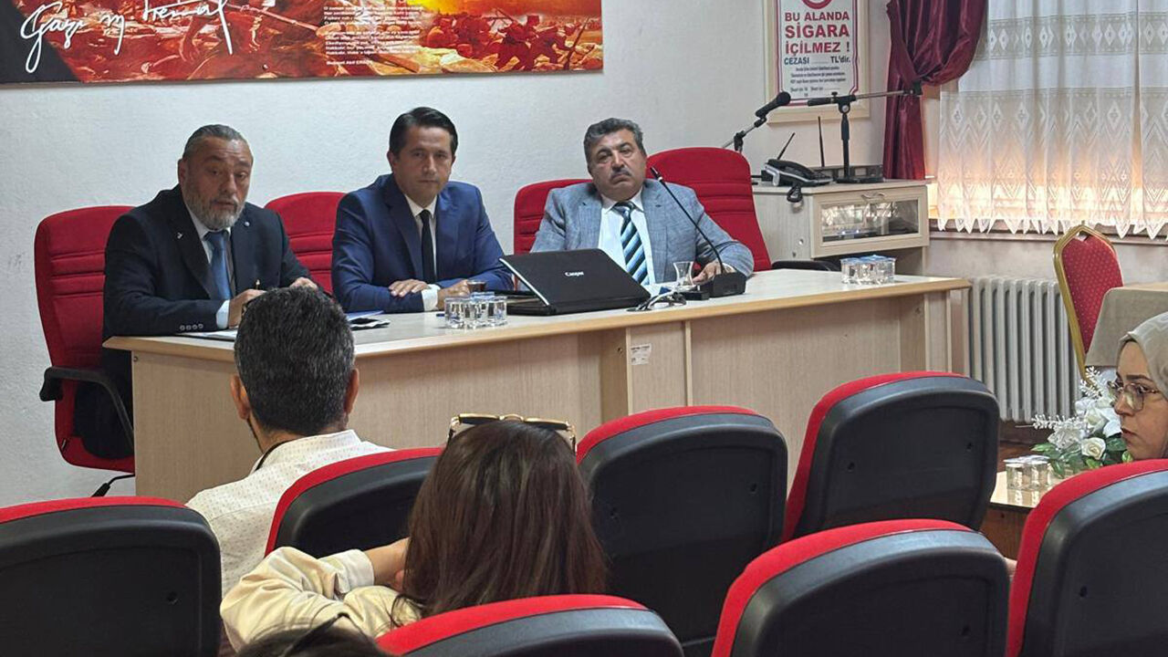Egitimtoplantısı (1)