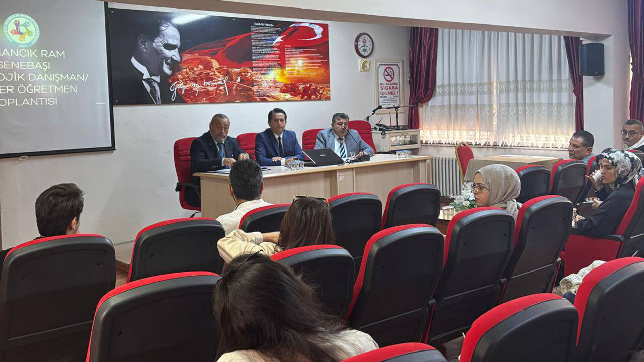 Egitimtoplantısı (3)