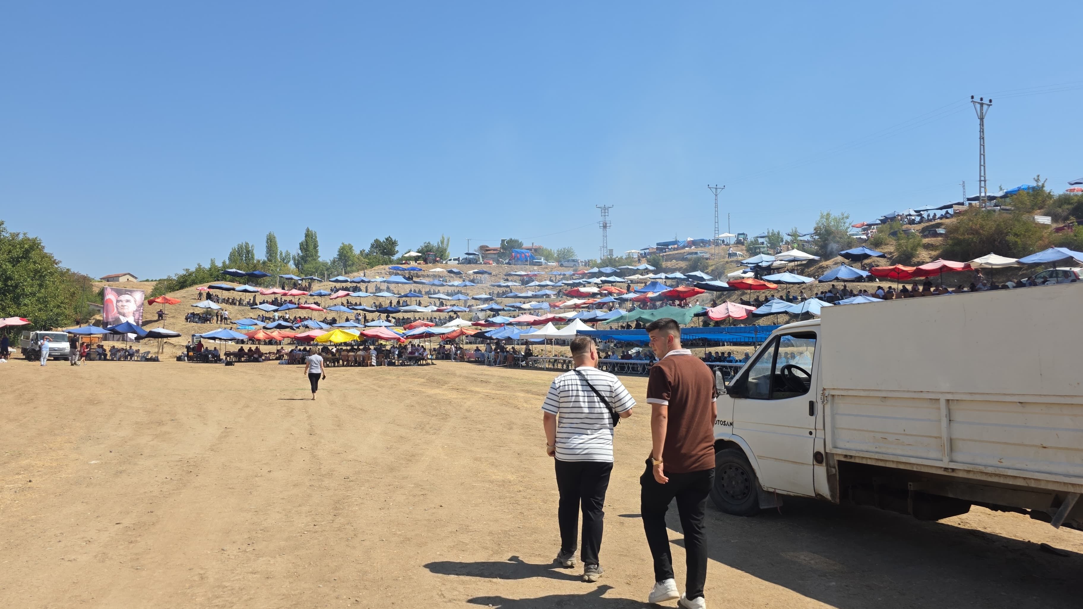 Gökgözler Köyünde 8. Keşkek Şenliği Coşkusuyla Geçti