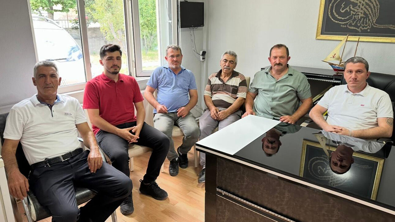 Kargıanahtarpartiesnafziyareti (3)