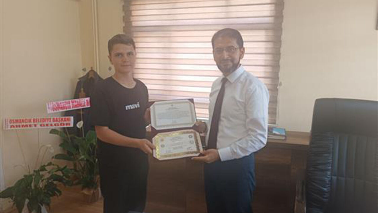 Osmancıkhafızlıkbelgesi (3)