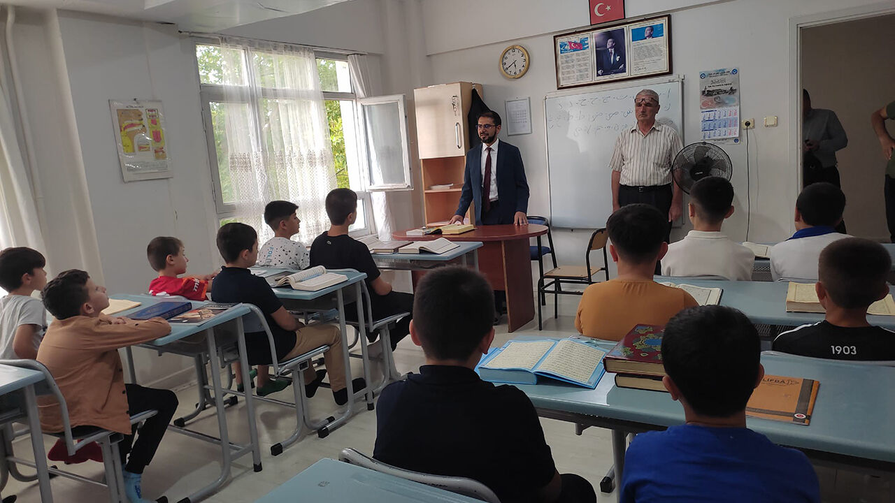 Osmancıkkurankursuziyaret (4)