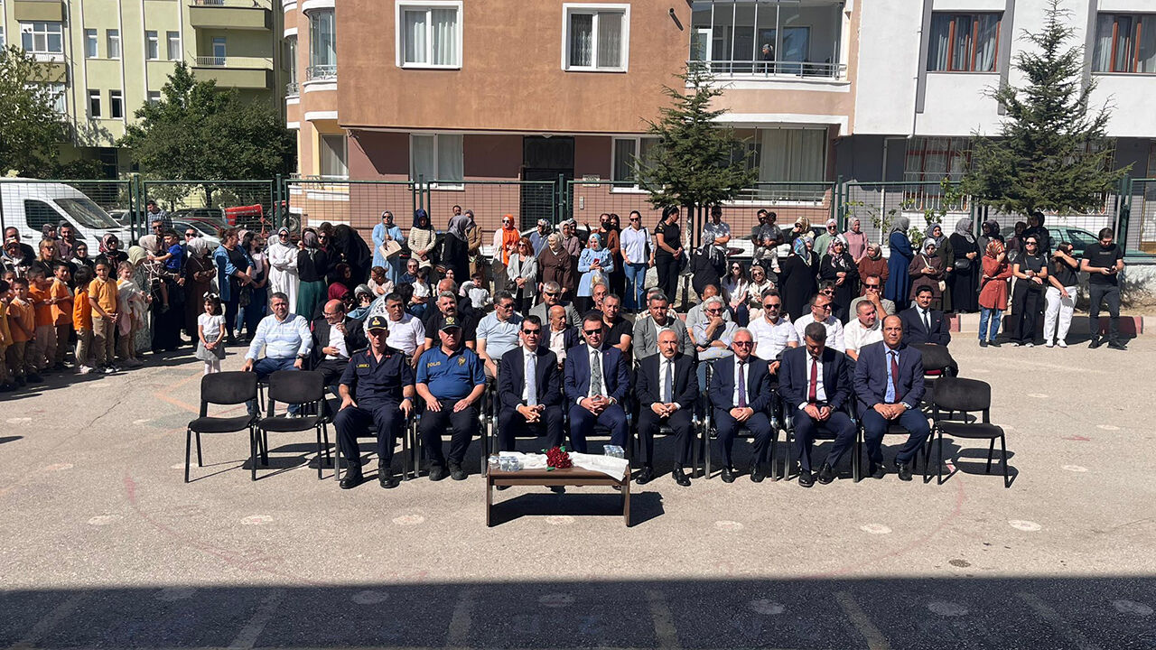 Sungurluilkogretimhaftası (1)