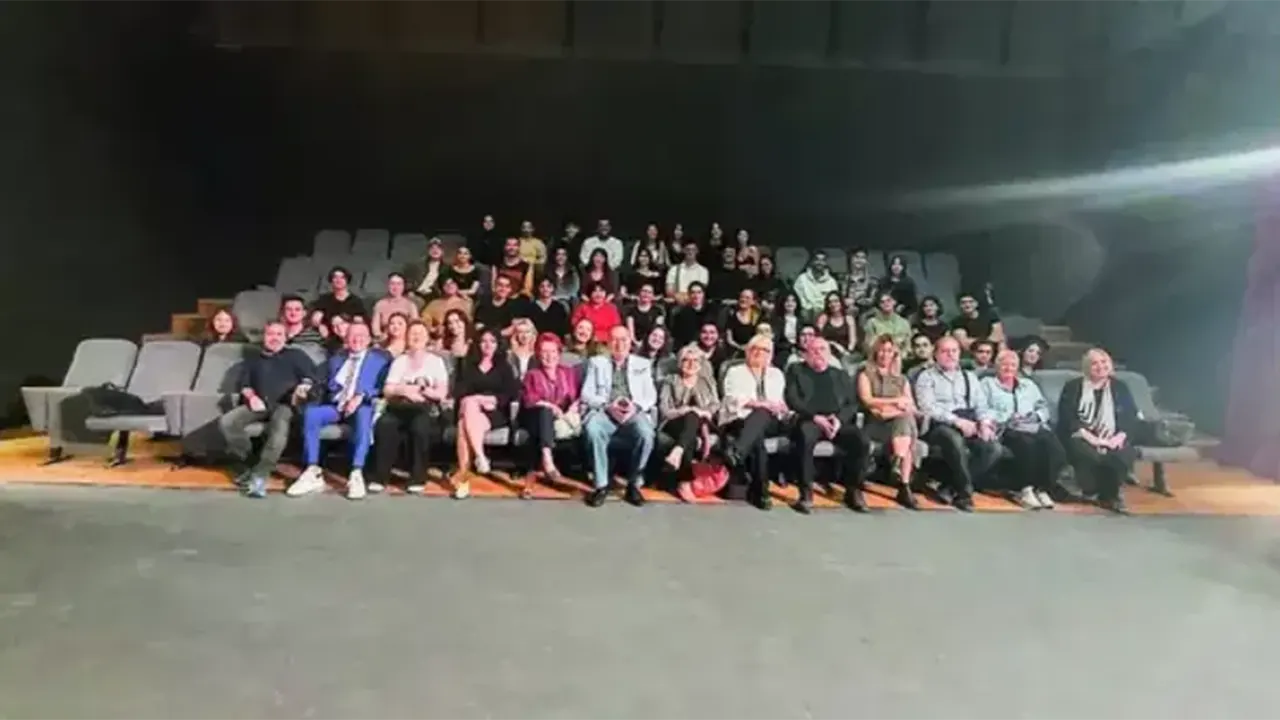 Tamer Karadağlı’nın Şikâyetiyle 12 Sanatçı Hocanın Ders Izni Iptal Mi Edildi 2