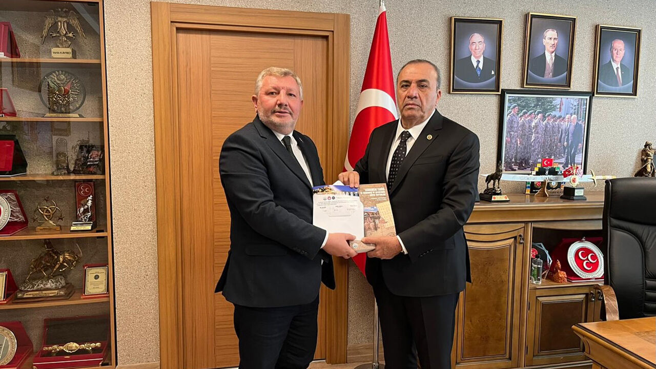 Ahmetgelgorziyaretankara (2)