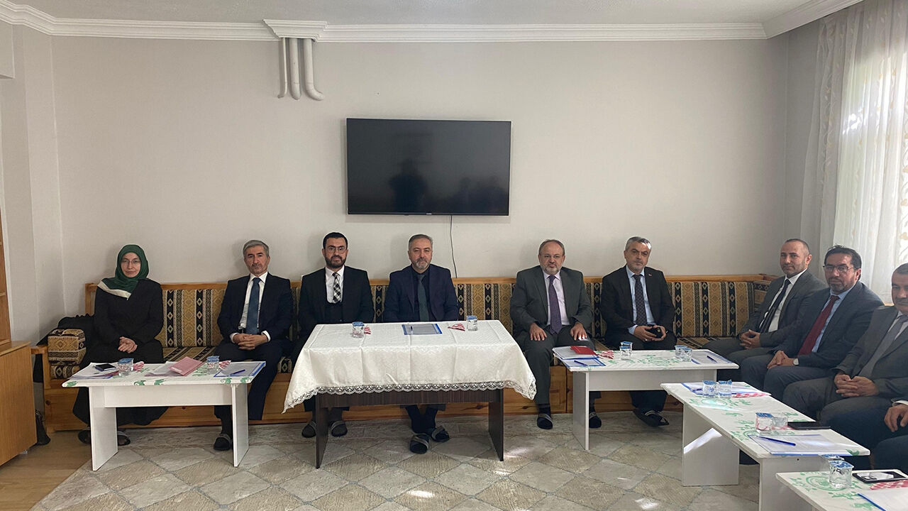 Bayatmuftulertoplantısı (3)