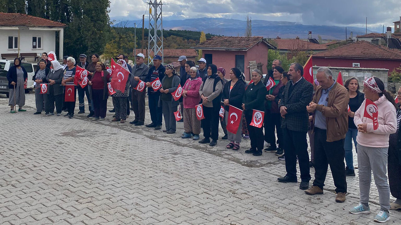 Çorum Merkez Turgut Köyü’nde Cumhuriyet’in 102. Yılı Coşku Ve Gururla Kutlandı 3