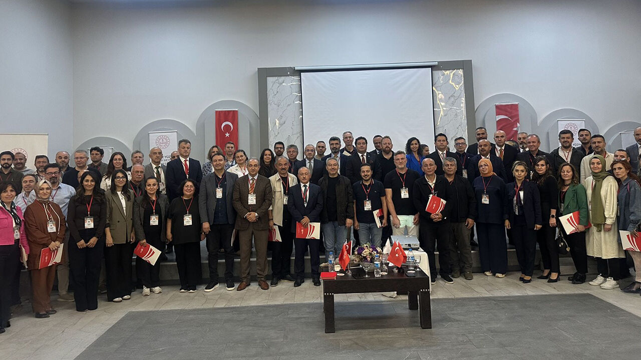 Corumegitimcalıstayı (5)