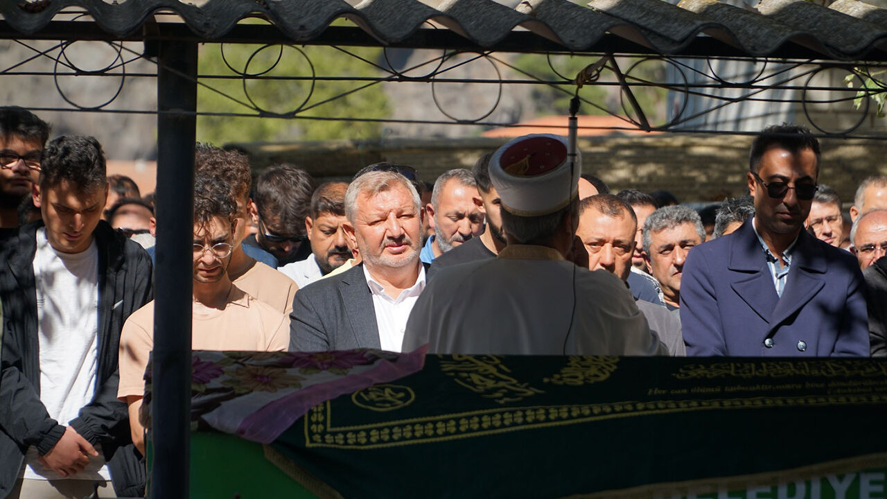 Hanifeerdemir (2)