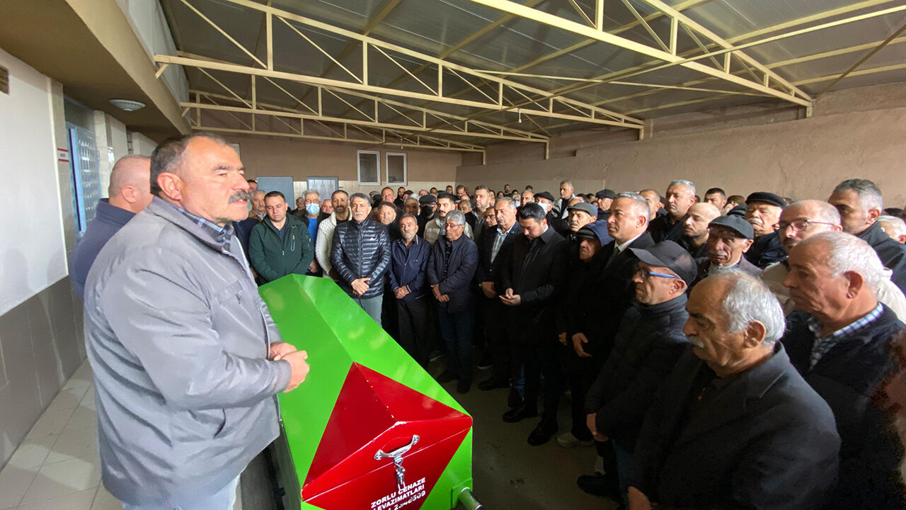 Hasankorkmazcenazesi (1)