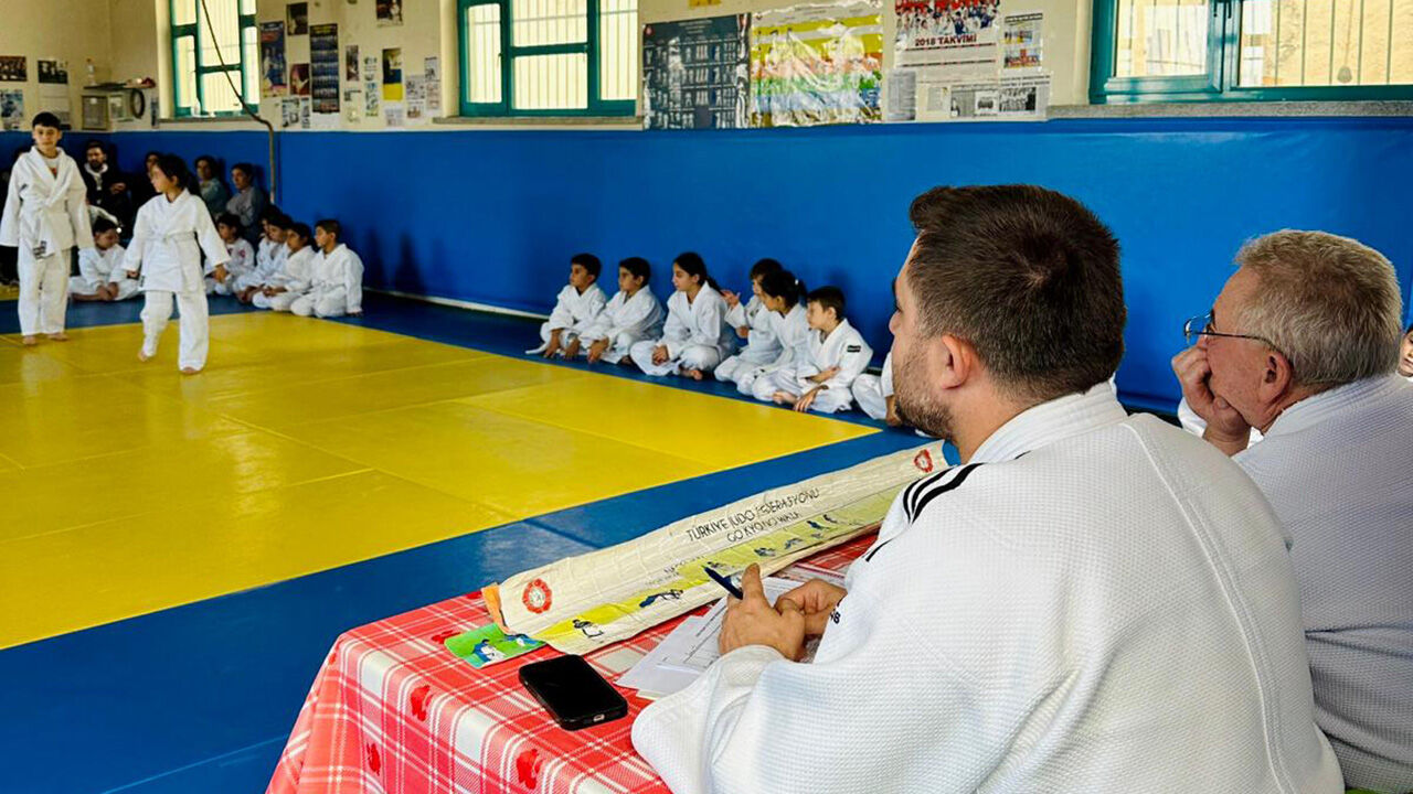 Judo (4)