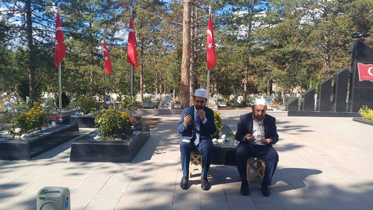 Sehitlikziyaret (4)