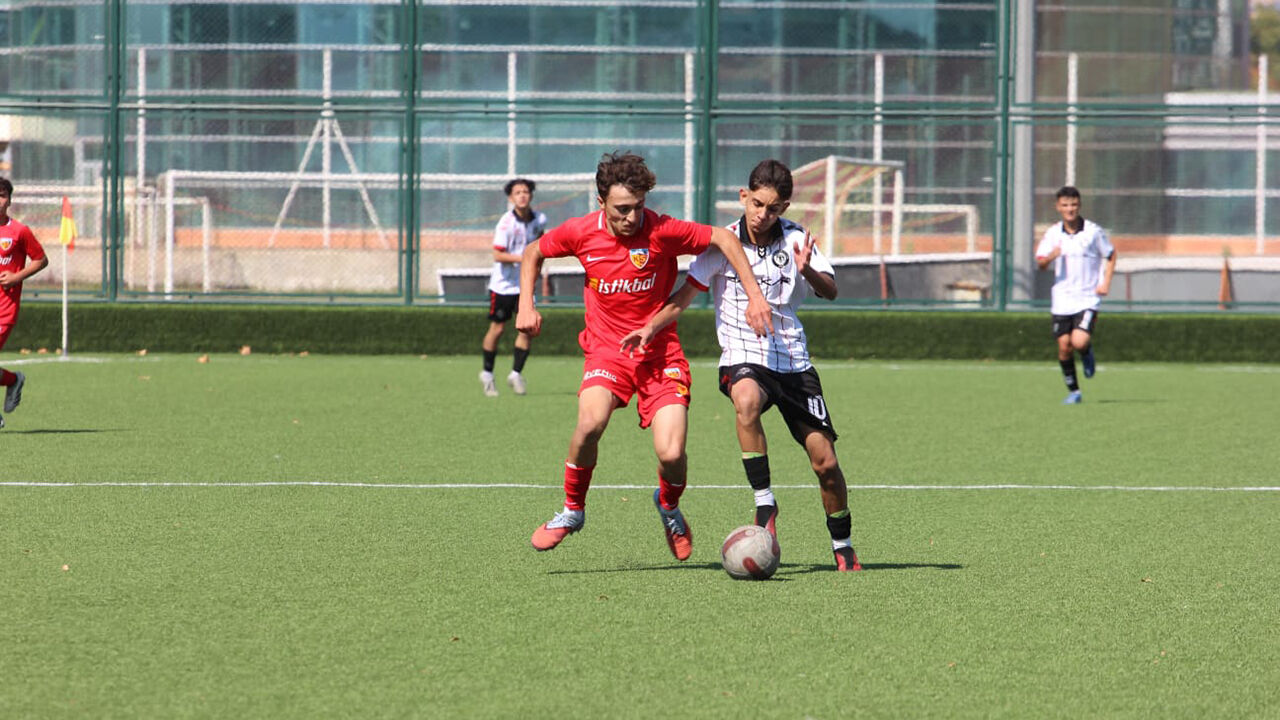 Sporu16 (1)