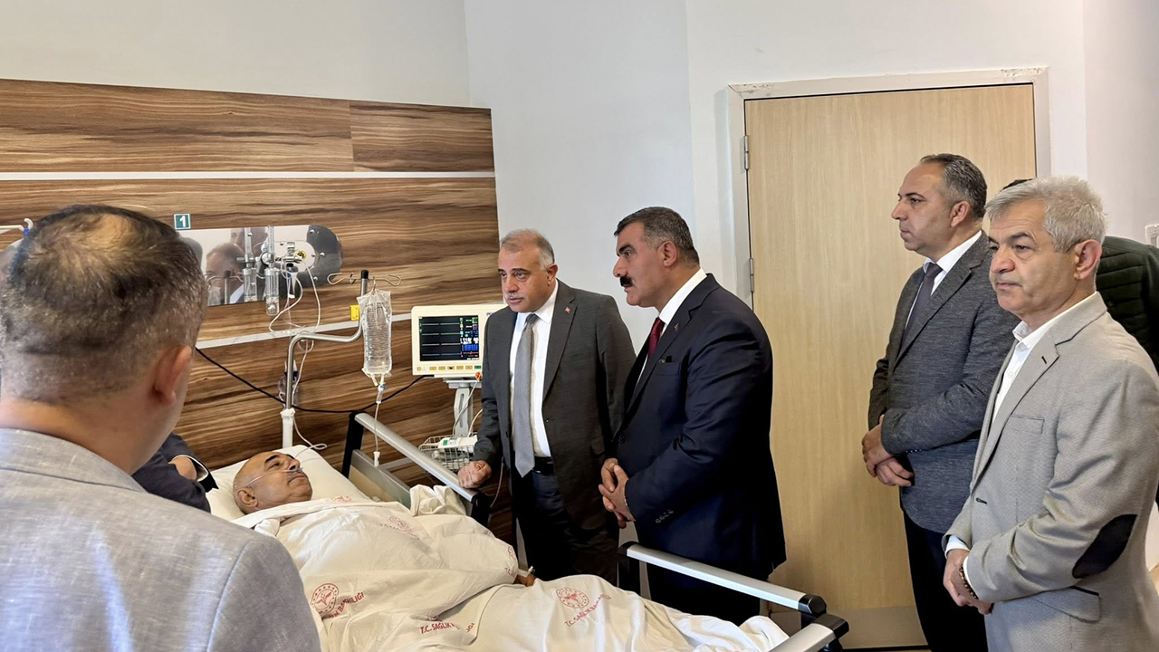 Yakupalarhastaneziyaret (4)