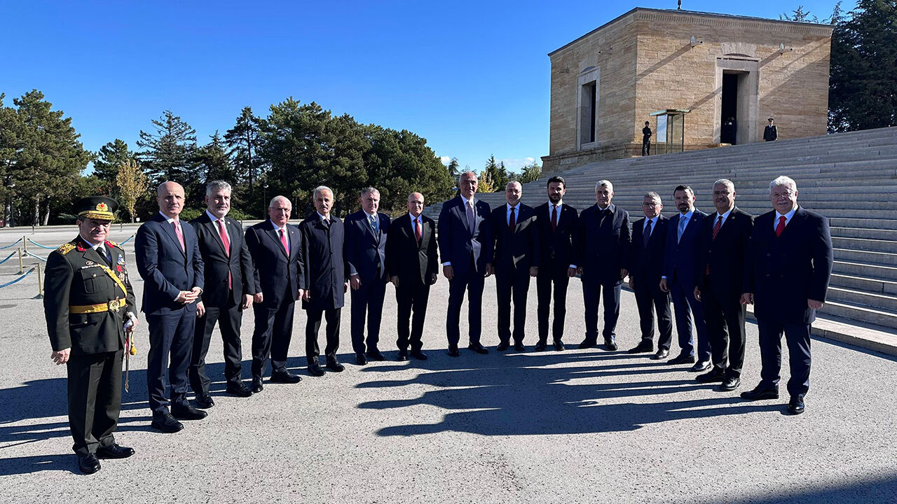 Yusufahlatcıanatkabir (1)