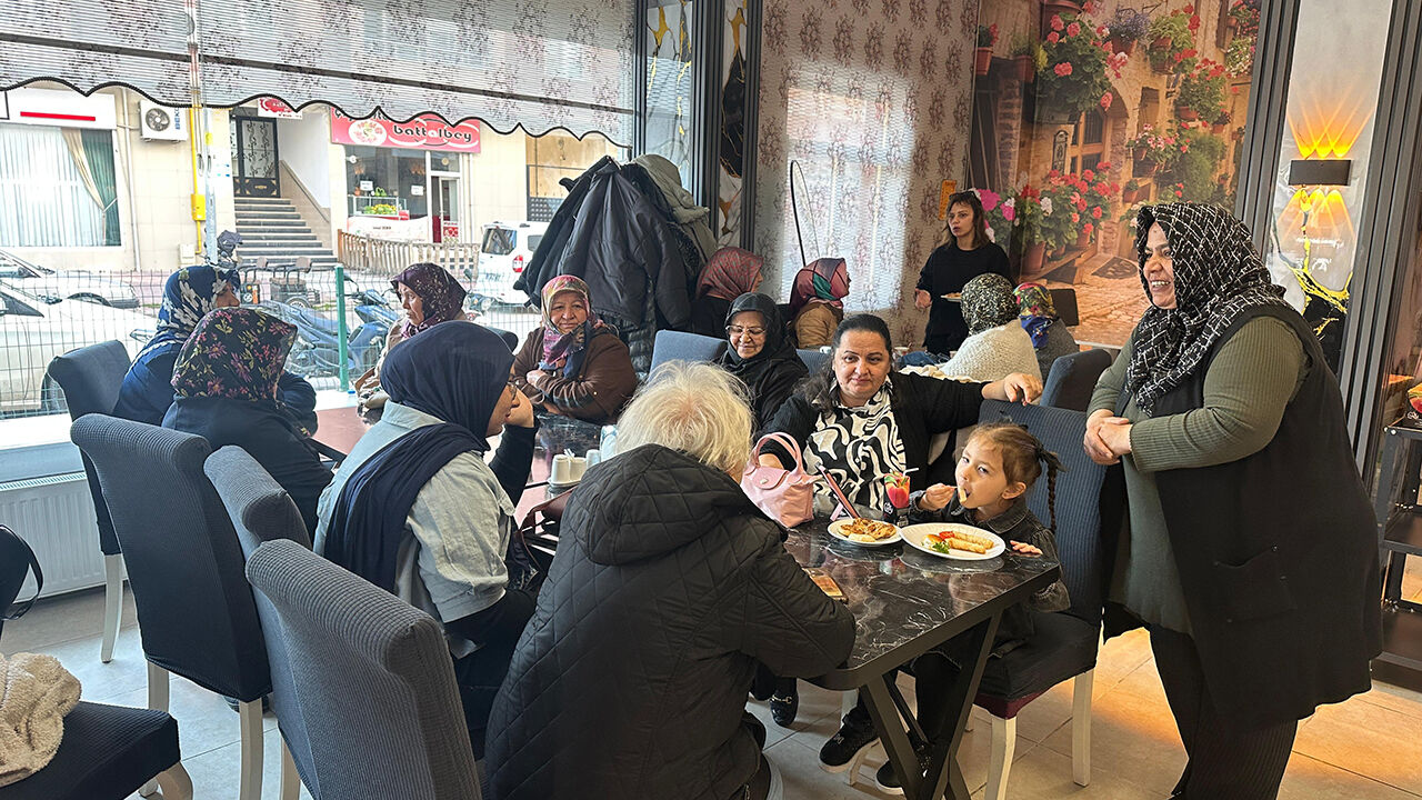 Acılıs (3)