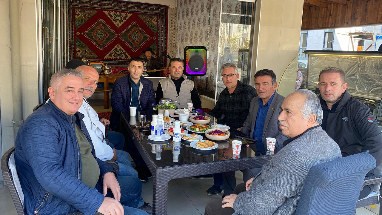 Acılıs (7)