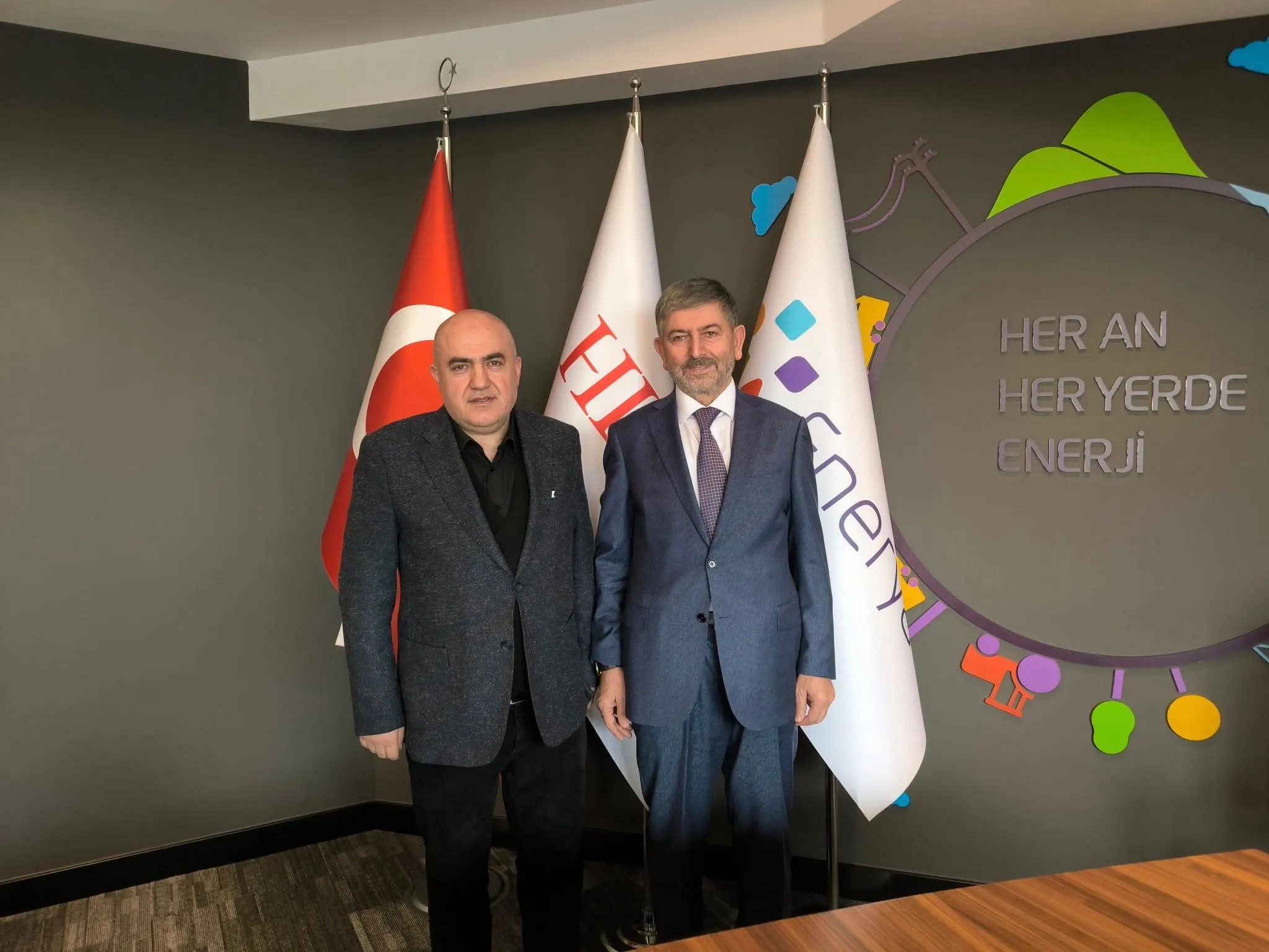 Ahlatcı Holding’e Bağlı Enerya’da Ekonomi Odaklı Görüşme Dikkat Çekti 2 3