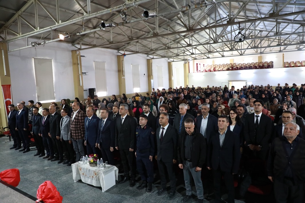 Alacaogretmenlergunu (12)