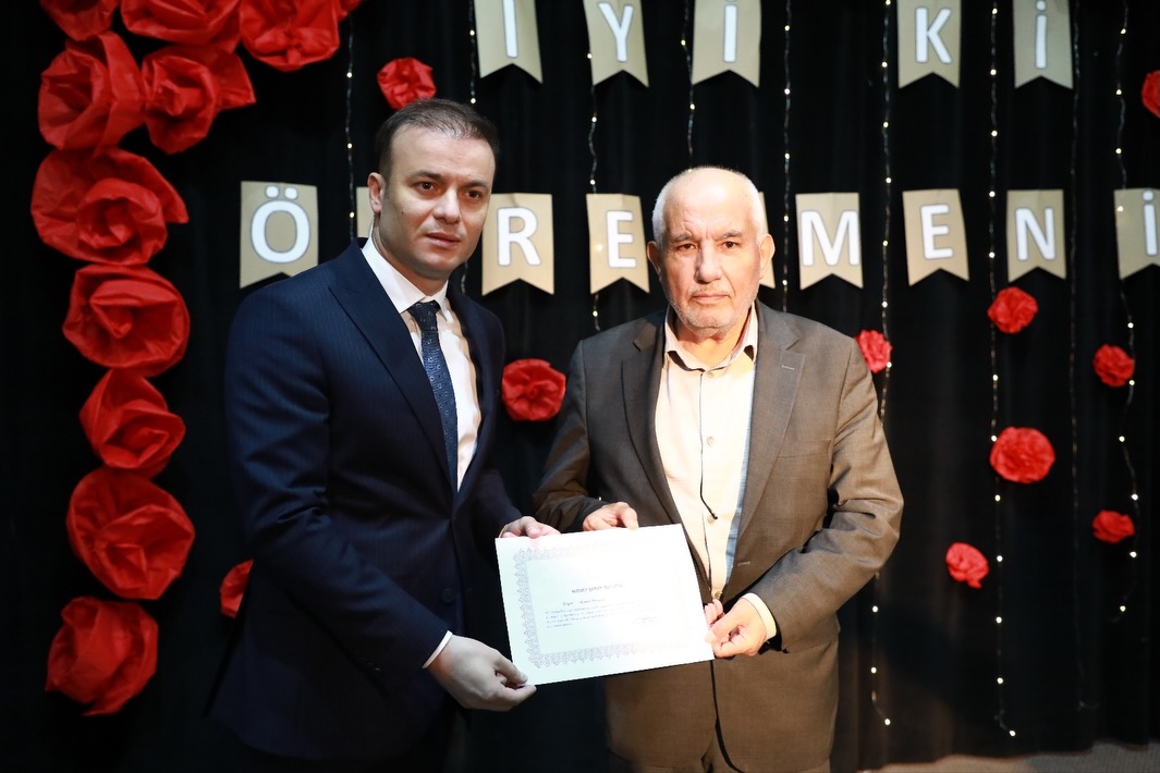 Alacaogretmenlergunu (6)