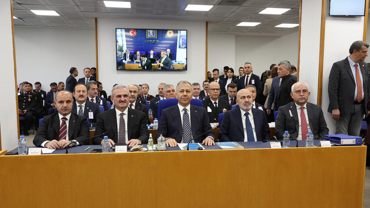 İçişleri Bakanı Ali Yerlikaya Ve Bakan Yardımcıları