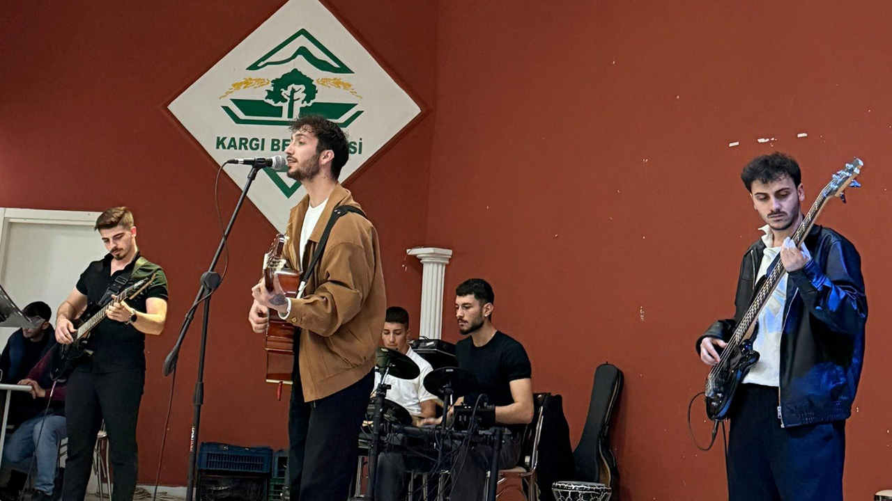 Kargıogretmenlergunu (1)