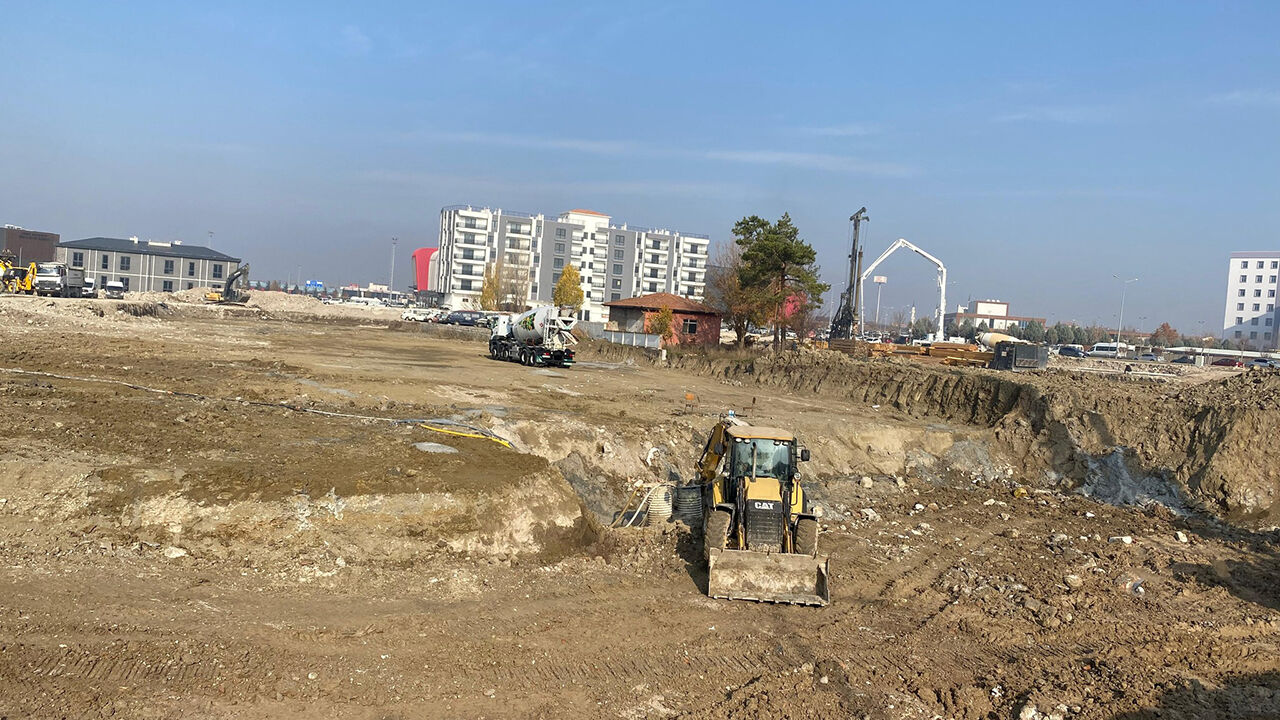 Motosikletcilerplazası (2)